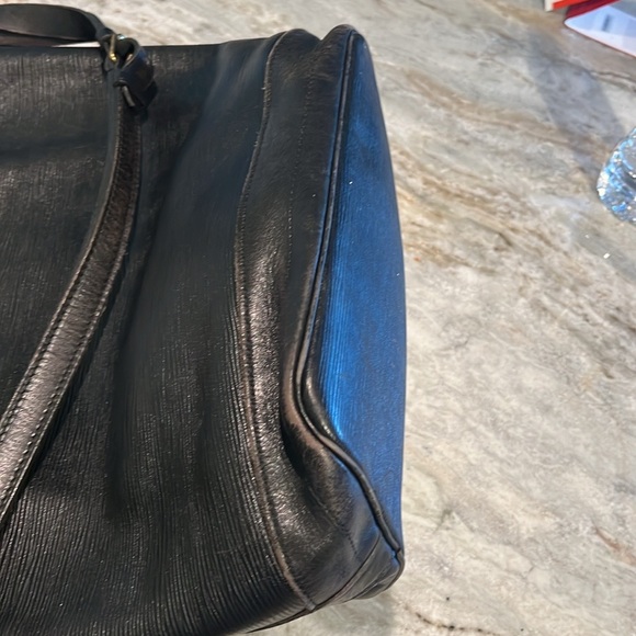 Authentic Louis Vuitton black Epi  bucket bag - Picture 6 of 15